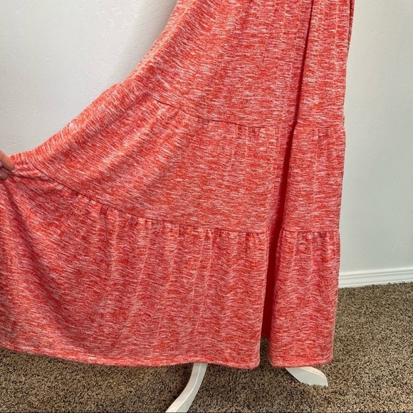 Lou & Grey Red tiered maxi dress knitted Size XS Space Dye stretchy - Picture 4 of 10
